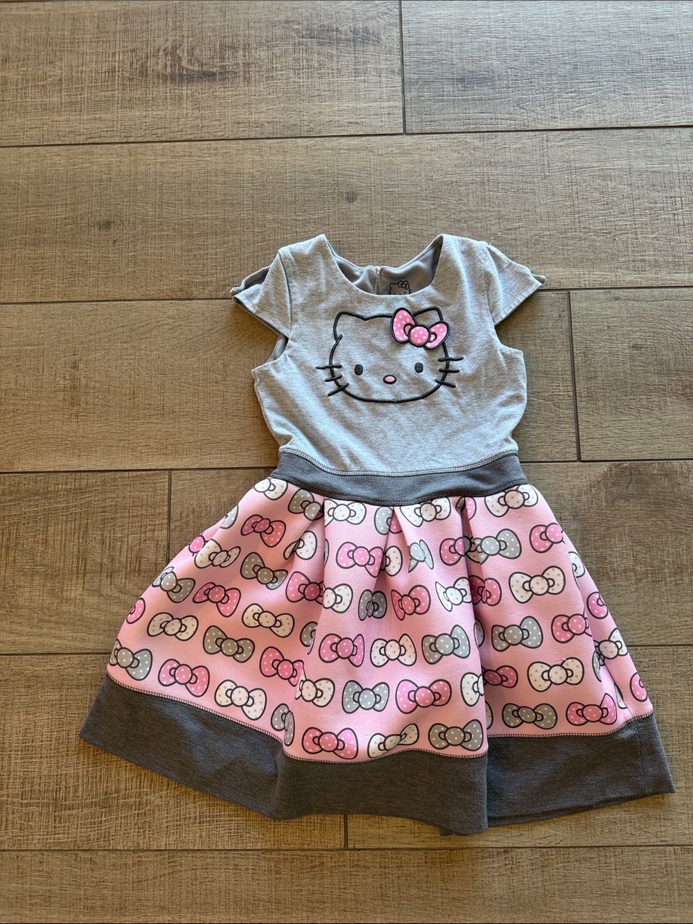 Hello Kitty Gray and Pink bow Dress